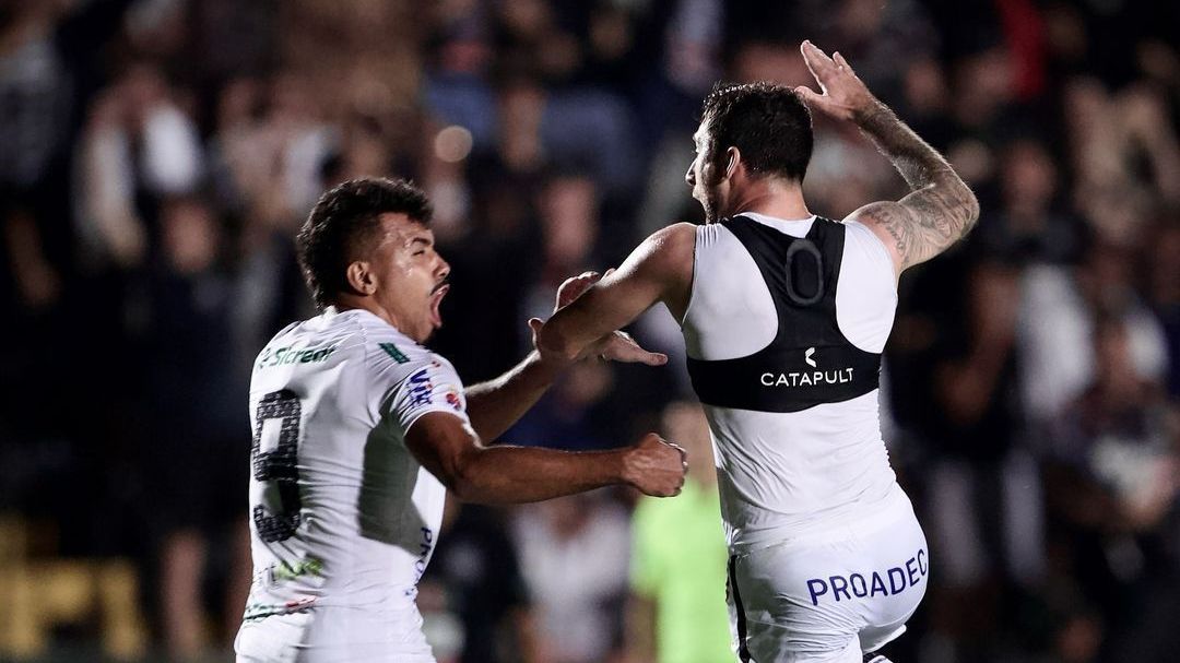 Sport sai na frente, mas sofre com expulsão e perde para o Operário pela Série B Sport sai na frente, mas sofre com expulsão e perde para o Operário pela Série B