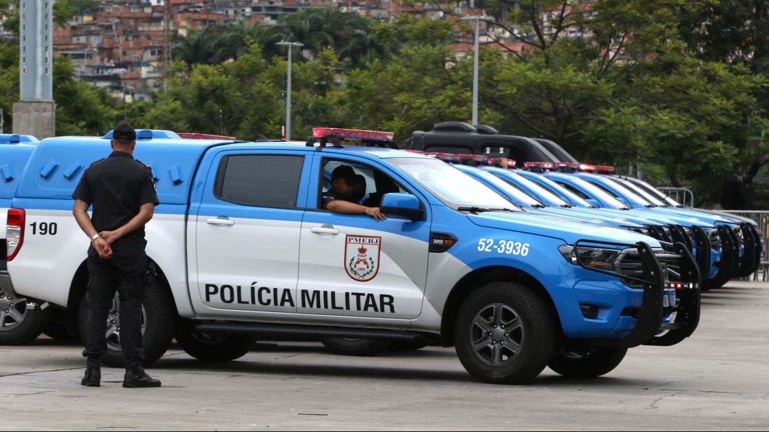 Polícia do RJ investigará ação de PMs envolvidos na morte de jovem na Tijuca Polícia do RJ investigará ação de PMs envolvidos na morte de jovem na Tijuca
