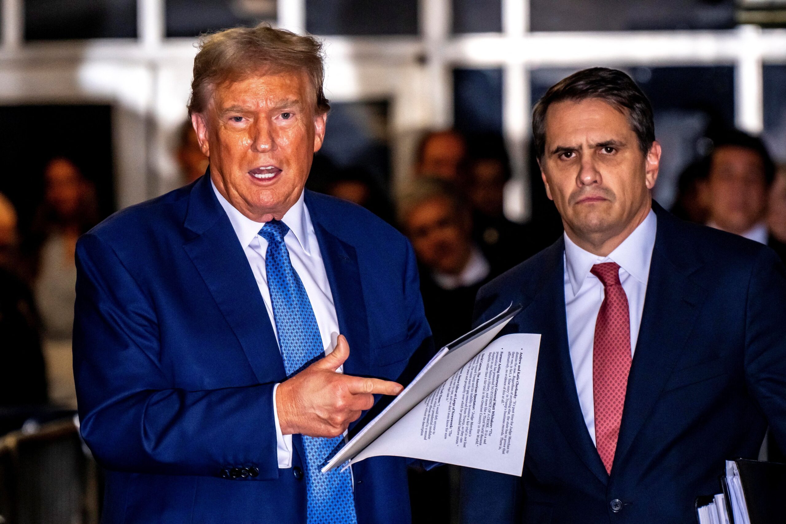 Celular de advogado de Trump é alvo de hackers chineses, diz FBI Celular de advogado de Trump é alvo de hackers chineses, diz FBI