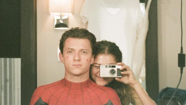 Tom Holland revela que pesquisa Zendaya no Google: “Ansiedade“ Tom Holland revela que pesquisa Zendaya no Google: “Ansiedade“